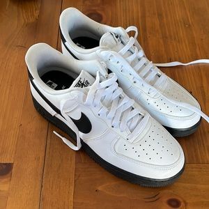 Nike Air Force 1 Low